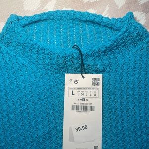 Zara Long Sleeve. Size Large. Cropped. New with tags.